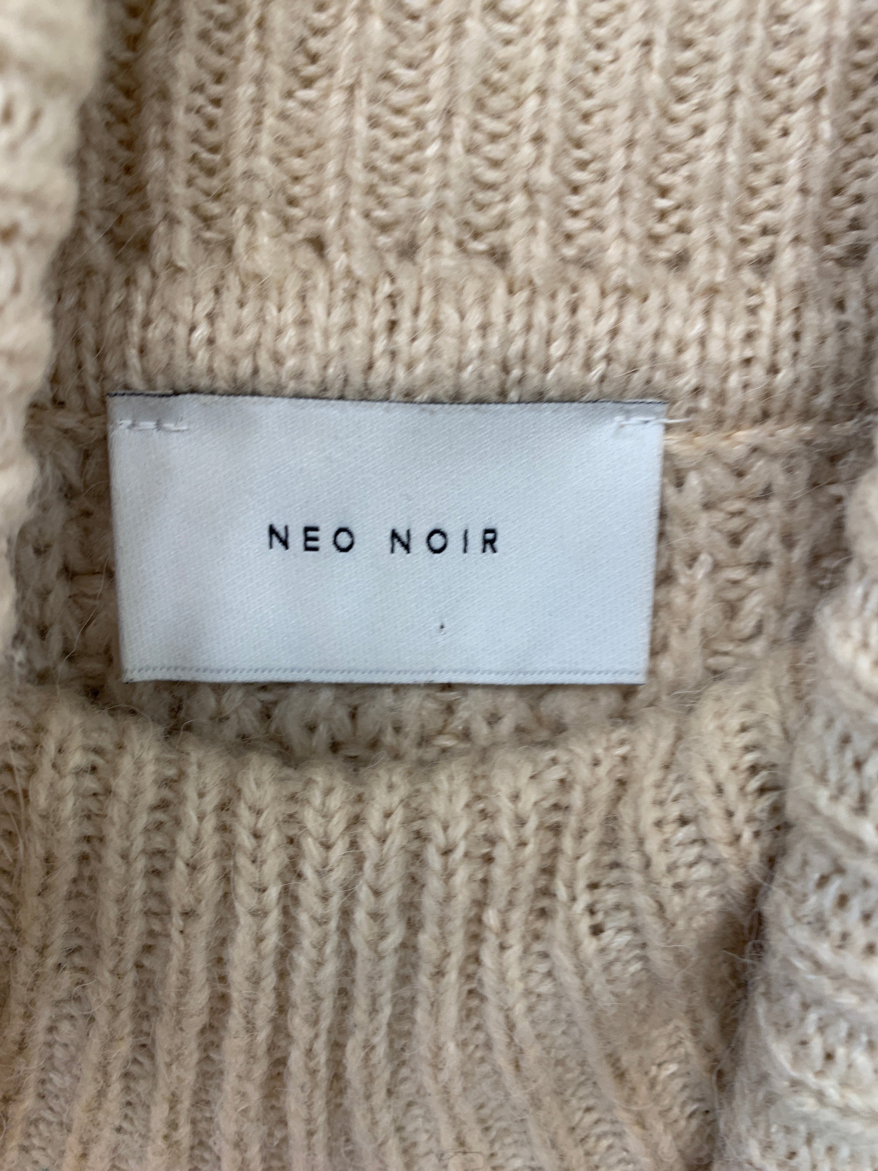 Neo Noir Strik Vest